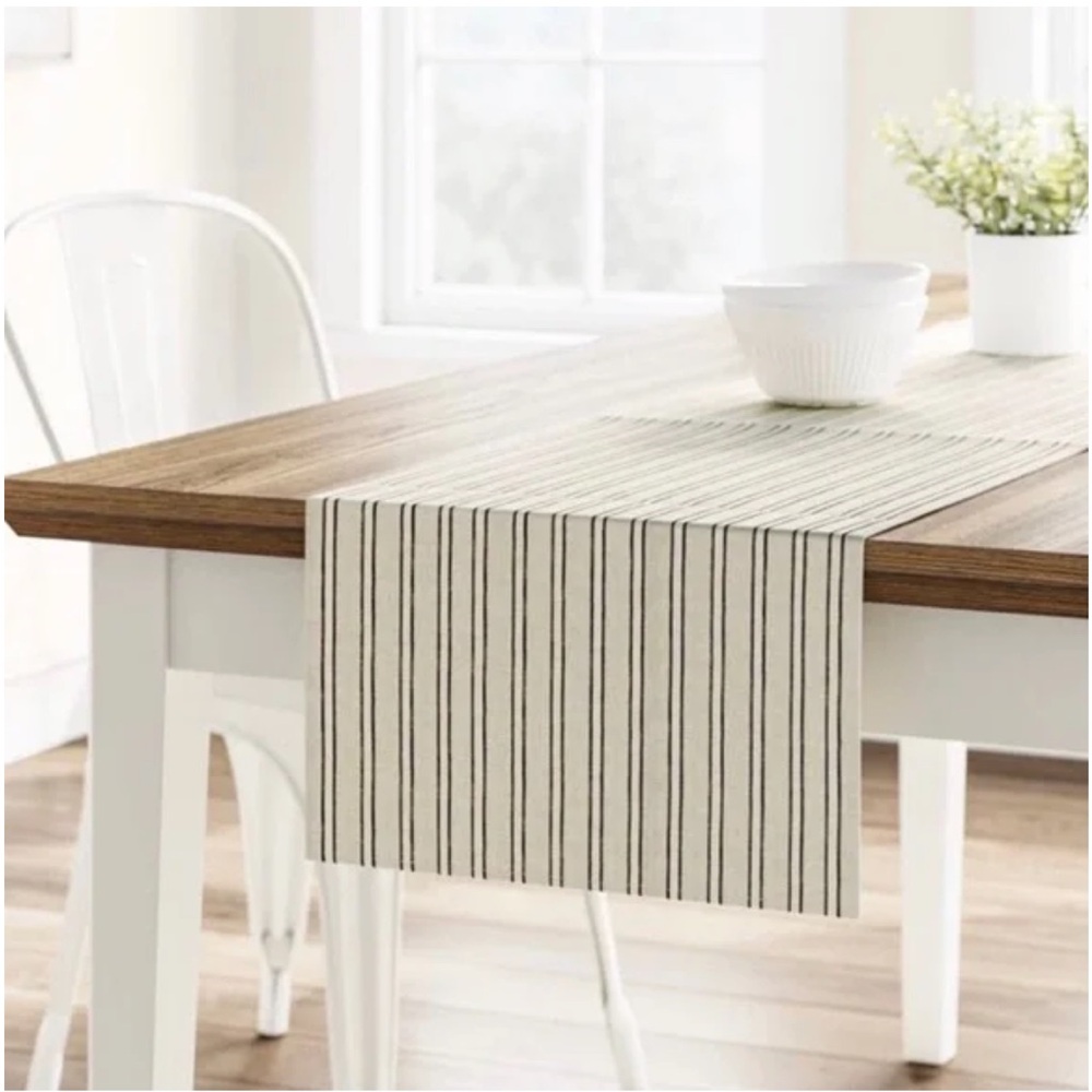 NWT Threshold Extended Length Linen & Cotton Striped Table Runner in Neutral